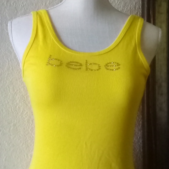 Clothes - Picture 2 of 3